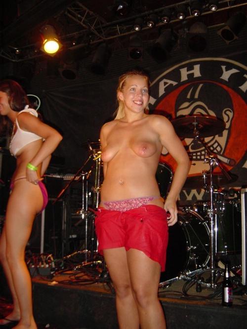 15P Drunk spring break girls get wet tits