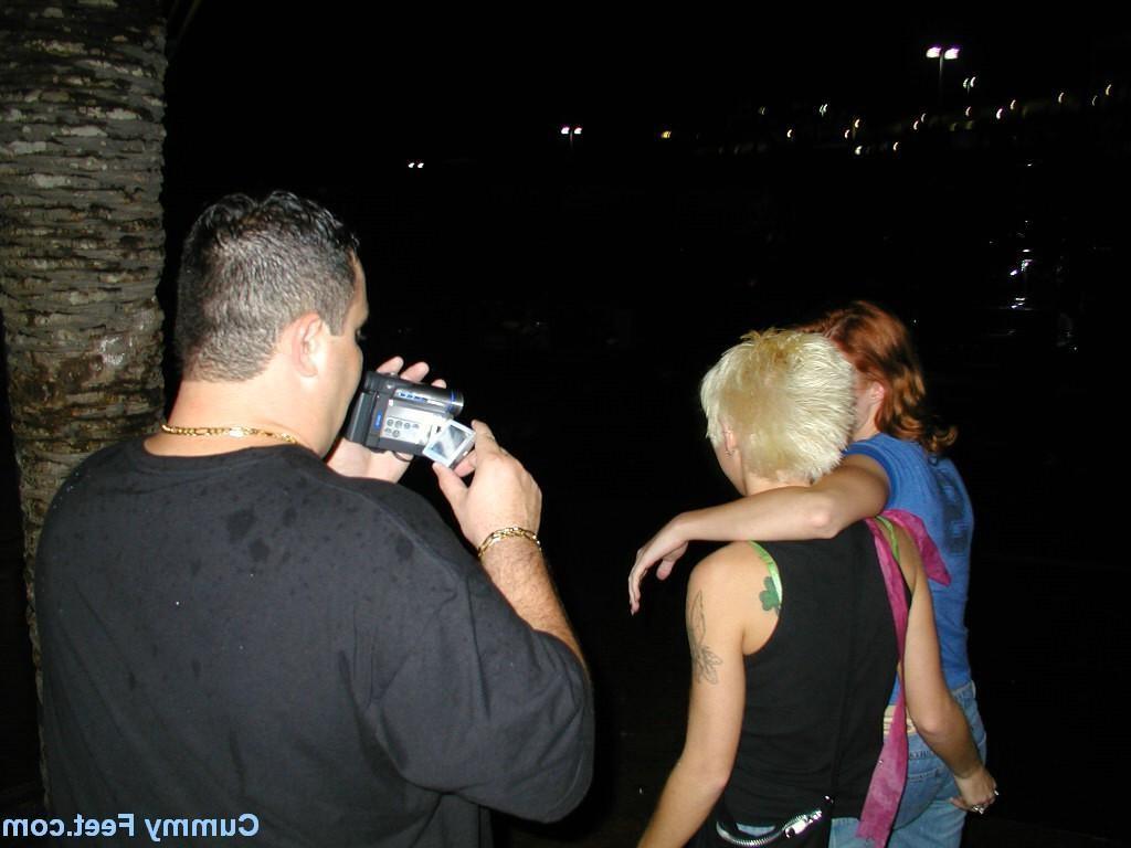 17P Drunk blonde gives a blowjob