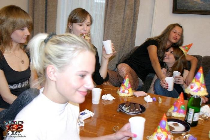12P Student Vip Sex Party
