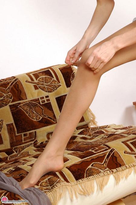 20P Babe with perfect body dressing in silky flesh-colored pantyhose