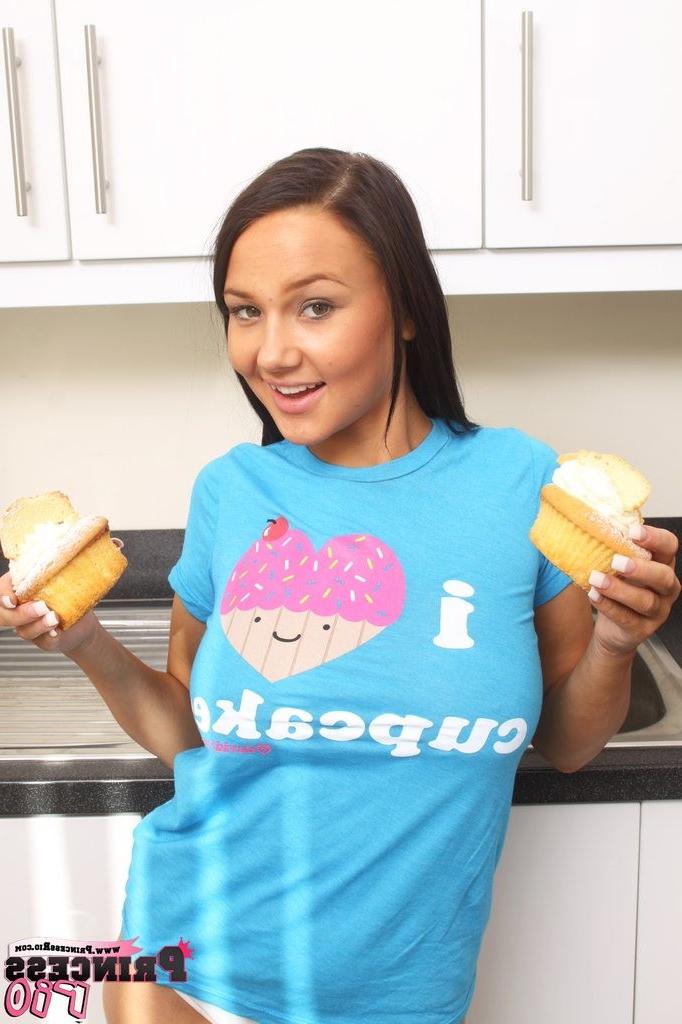 16P Busty Princess Rio strips while eating cupcakes