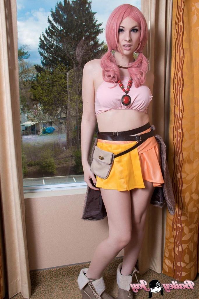 12P Busty cosplay tgirl Bailey Jay exposing herself