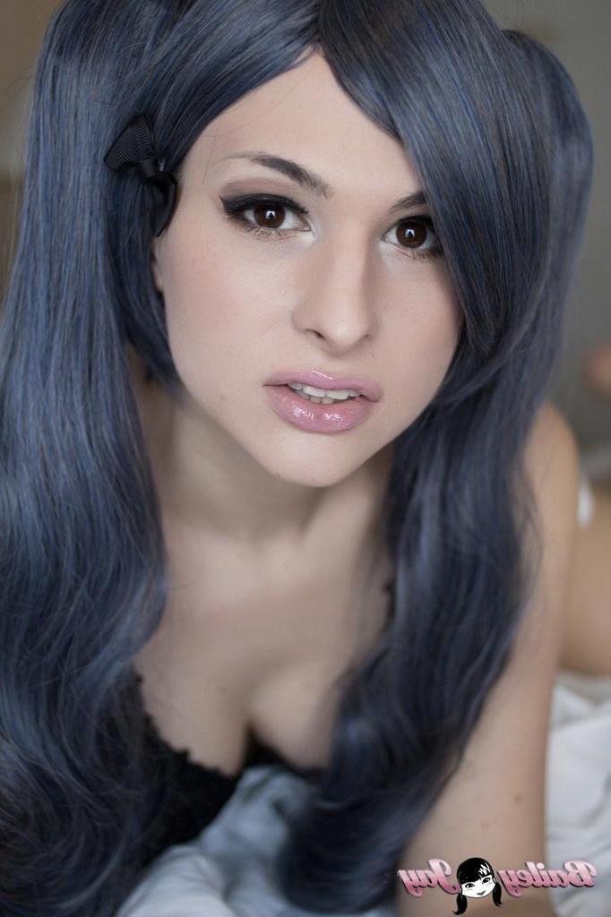 12P Bailey Jay with blue hair posing her big shemale cock