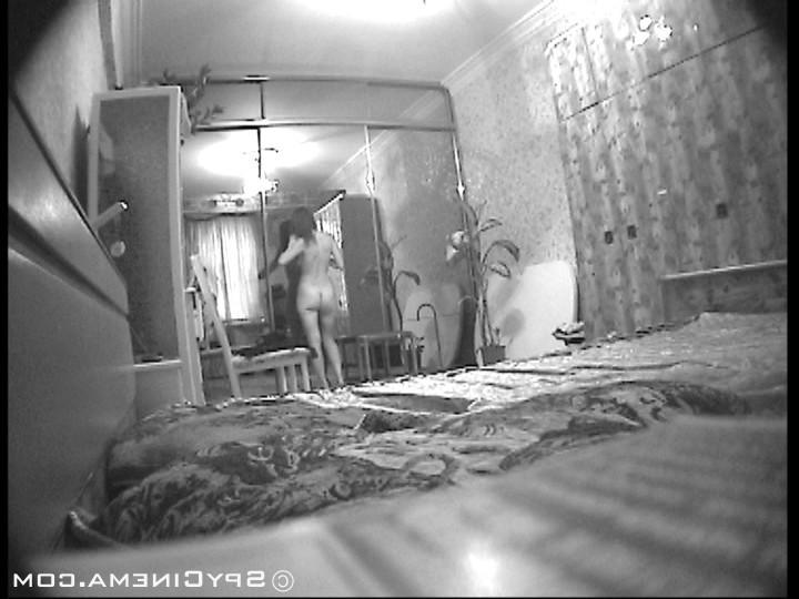 12P Voyeur shots of a naked babe in her bedroom