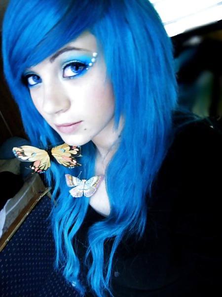 13P Me (Purple, blue and black hair)