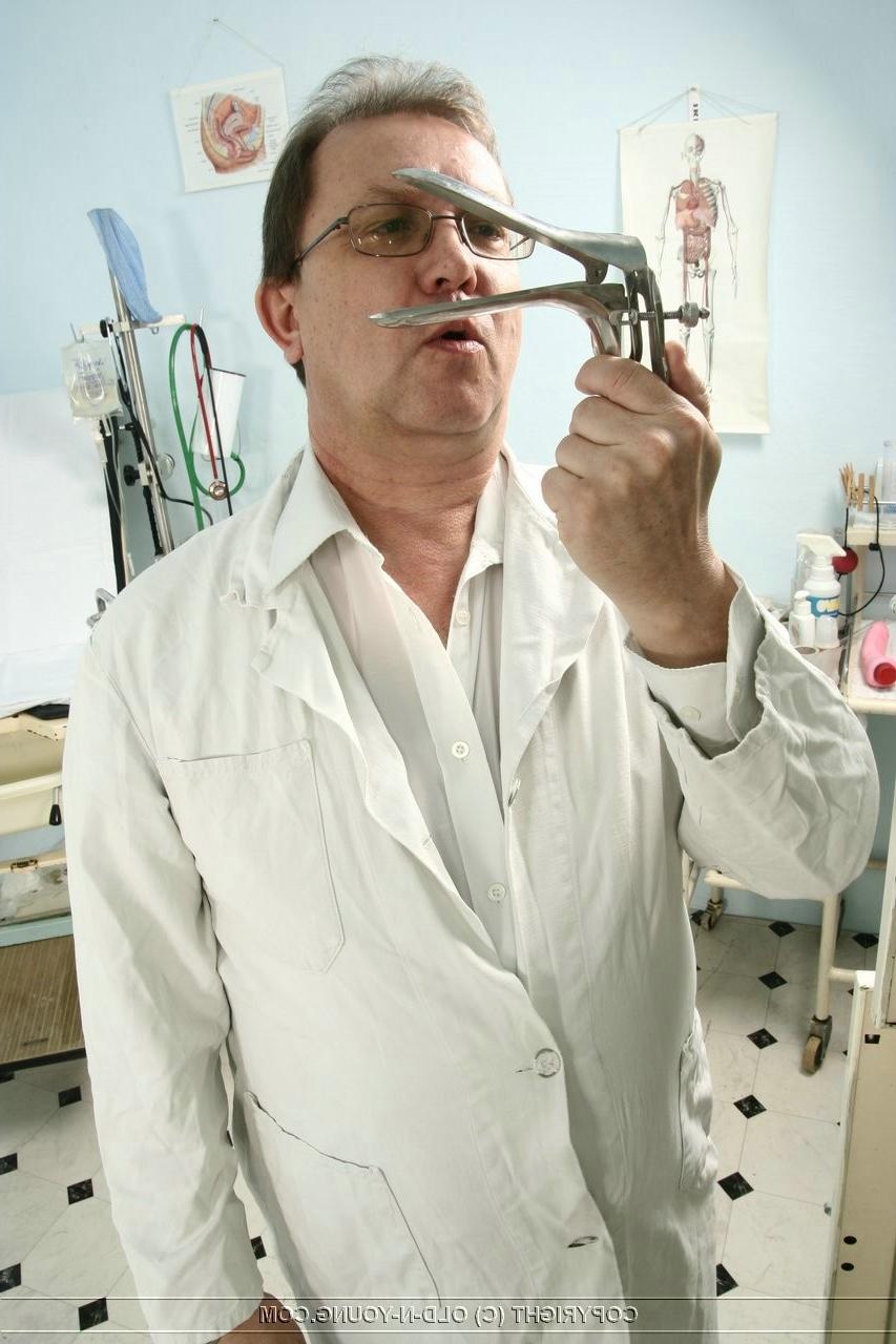 15P Doctors visit teen sex