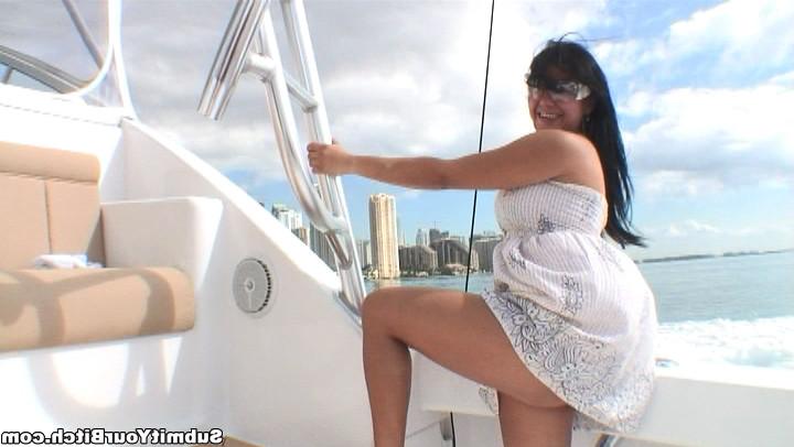 15P Busty girl gets fucked on her boyfriends boat