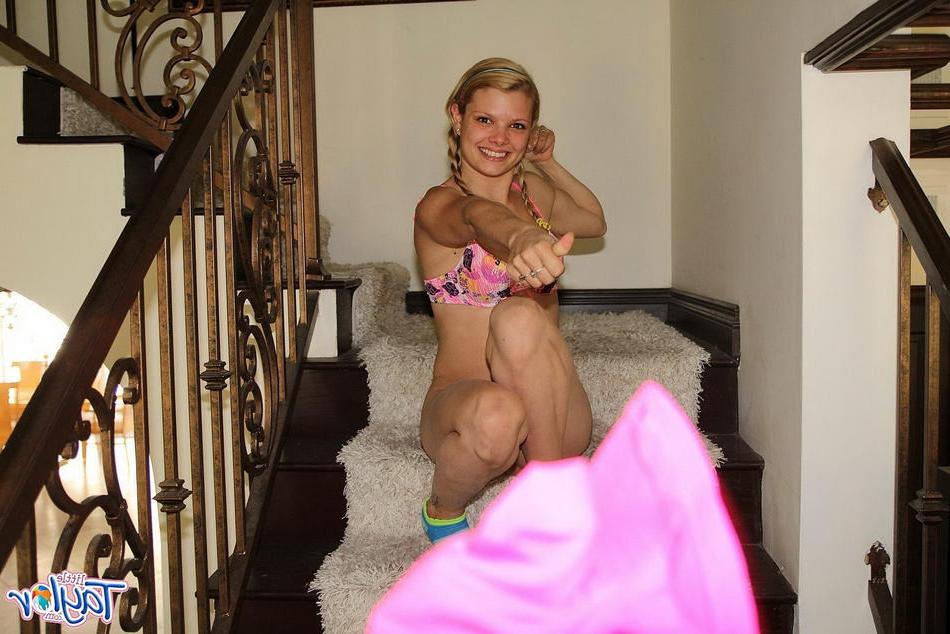 15P Blonde 18 year old Little Taylor strips to masturbate on steps