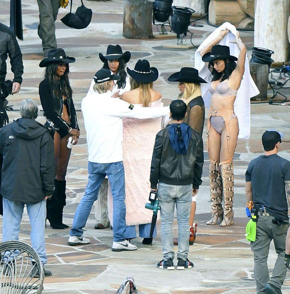 25P Adriana Lima, Elsa Hosk, Romee Strijd, Jasmine Tookes, Lais Ribeiro Sexy