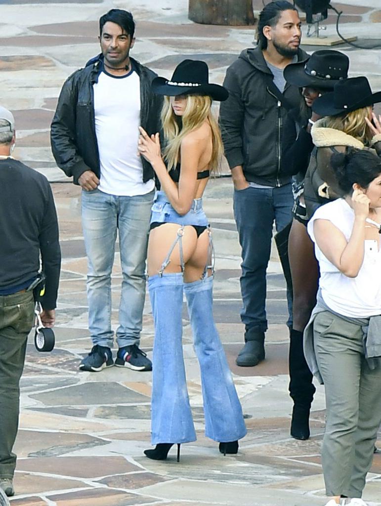 25P Adriana Lima, Elsa Hosk, Romee Strijd, Jasmine Tookes, Lais Ribeiro Sexy