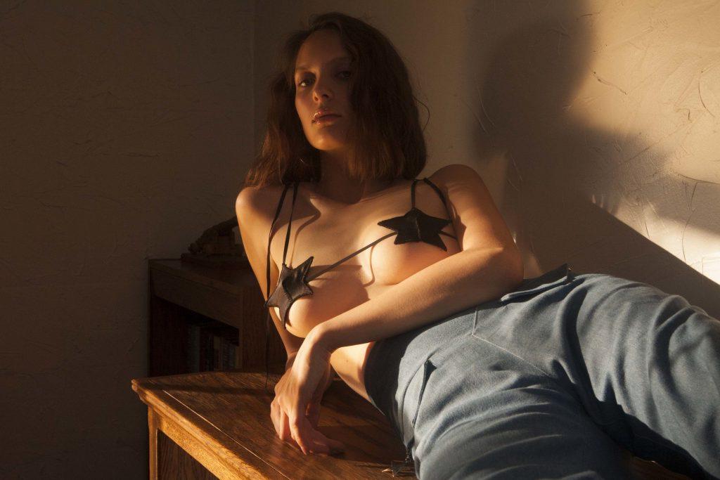 18P Alana Champion, Sammie Yochelson Sexy