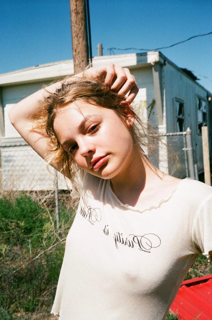 18P Alana Champion, Sammie Yochelson Sexy