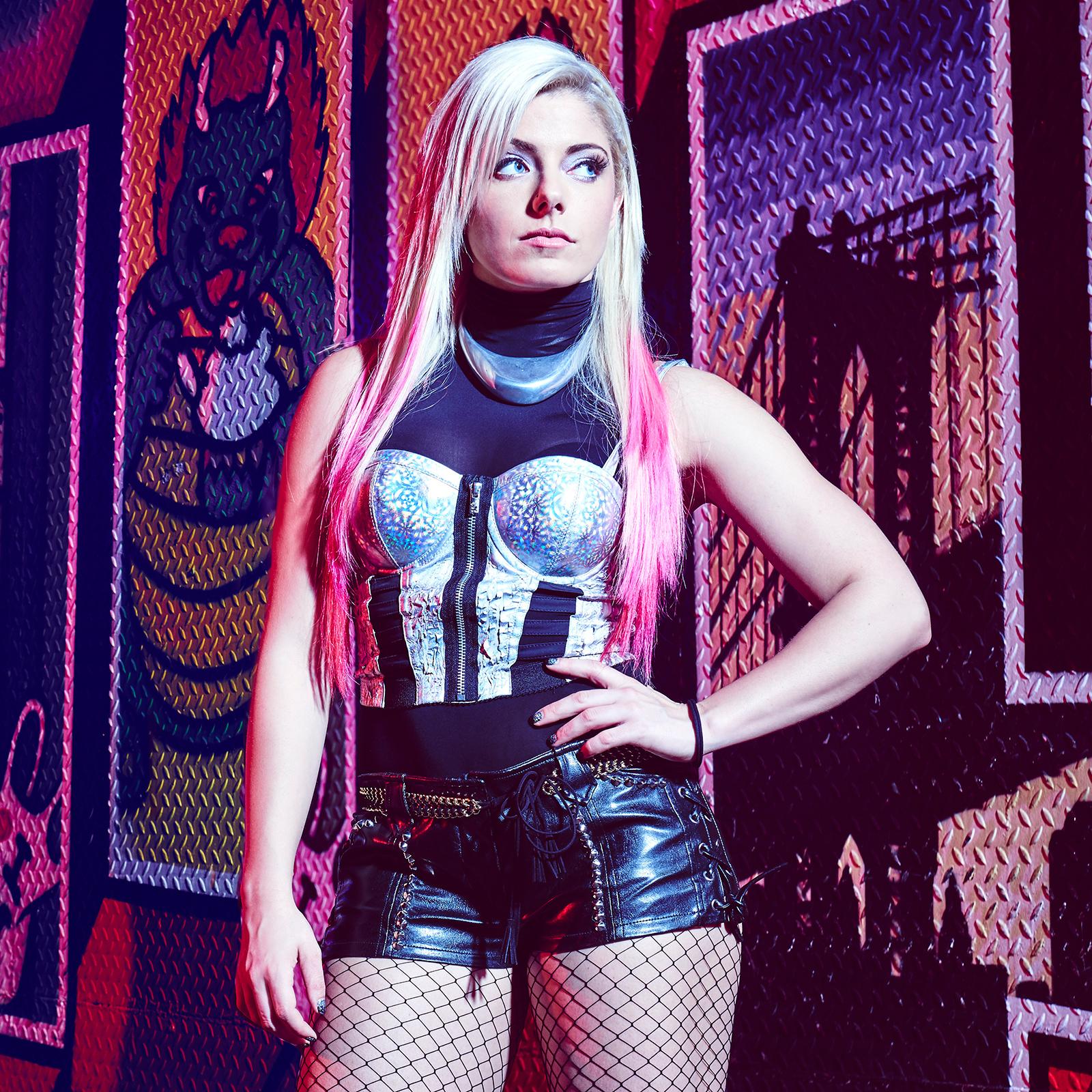 13P Alexa Bliss Sexy