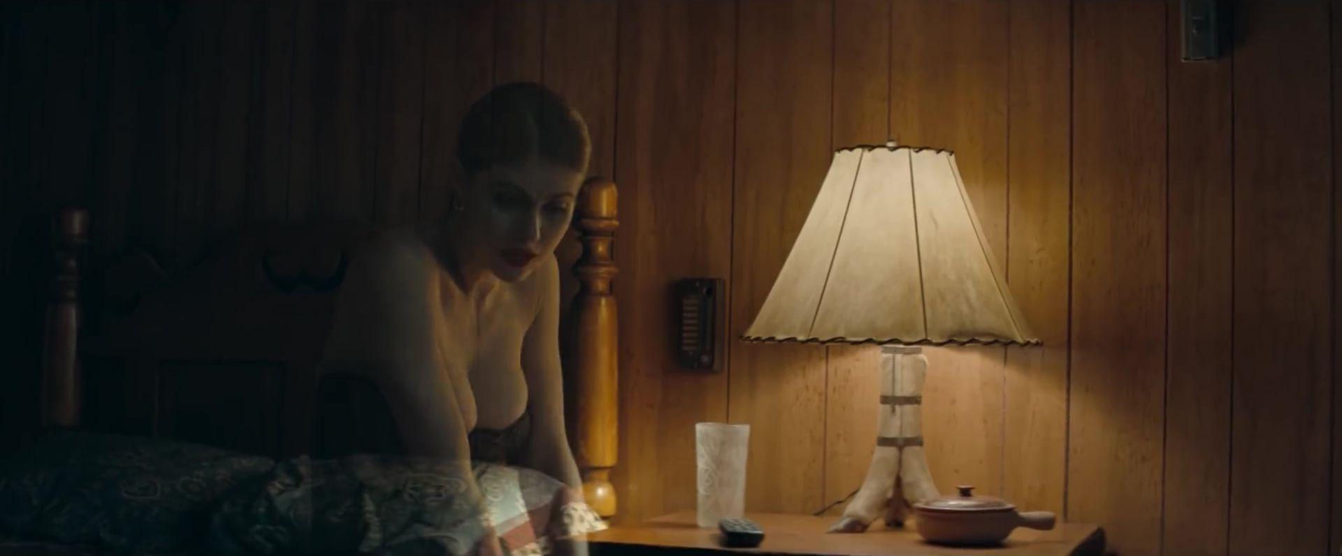 12P Alexandra Daddario Sexy