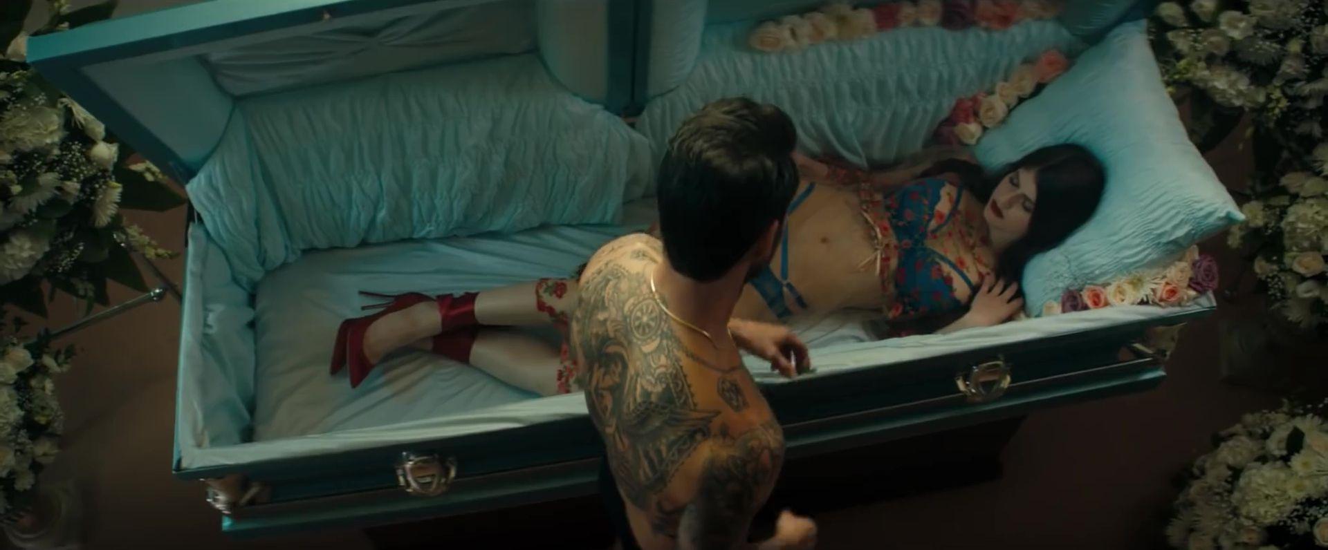 12P Alexandra Daddario Sexy