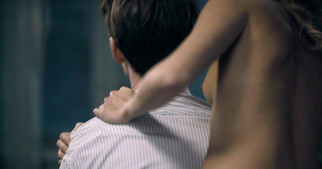 16P Alicia Vikander Sexy