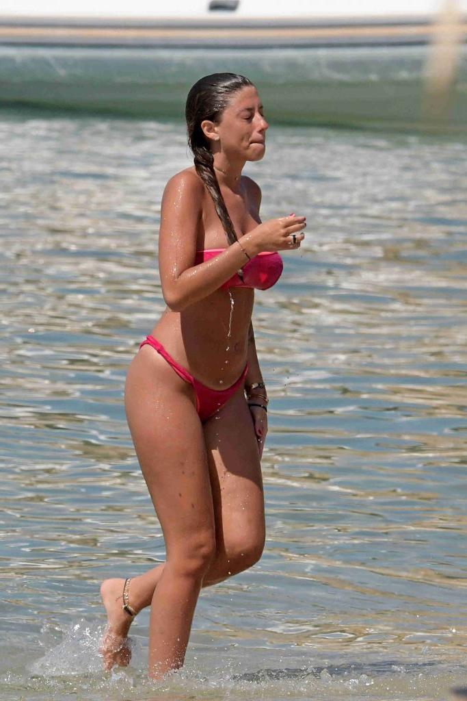 25P Angela Nasti Sexy