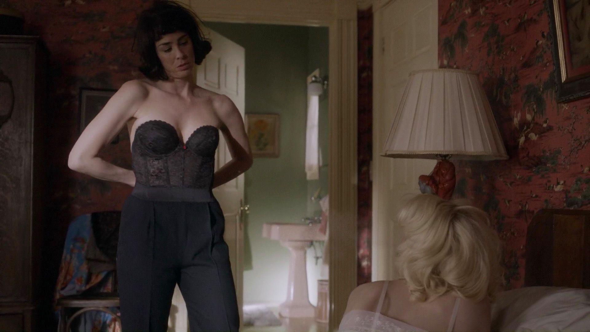 7P Sarah Silverman & Annaleigh Ashford Sexy