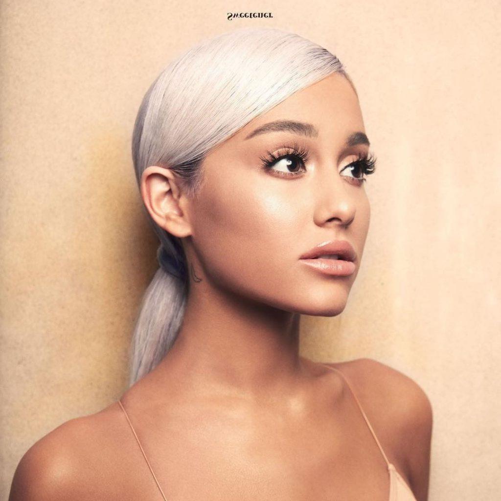 25P Ariana Grande Sexy