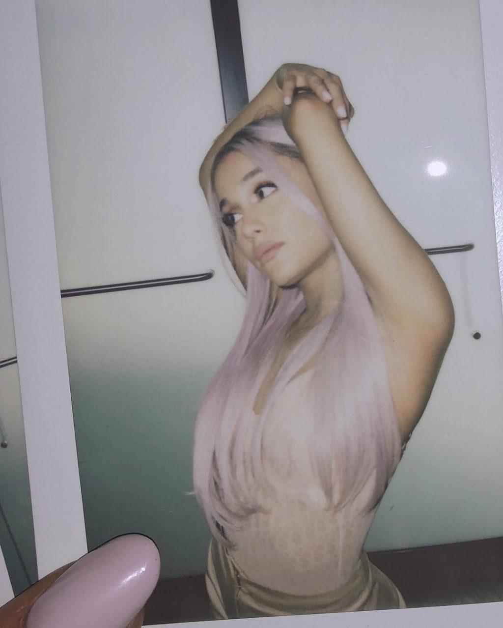 25P Ariana Grande Sexy