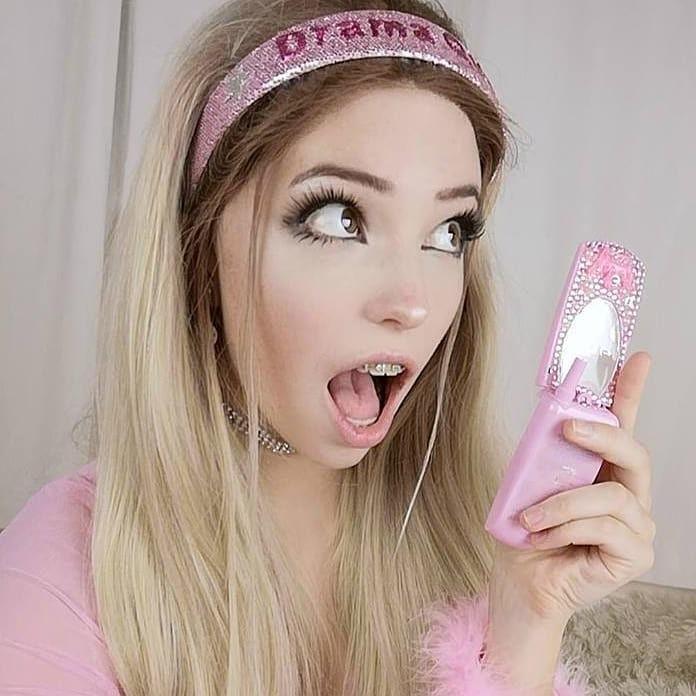 25P Belle Delphine Sexy
