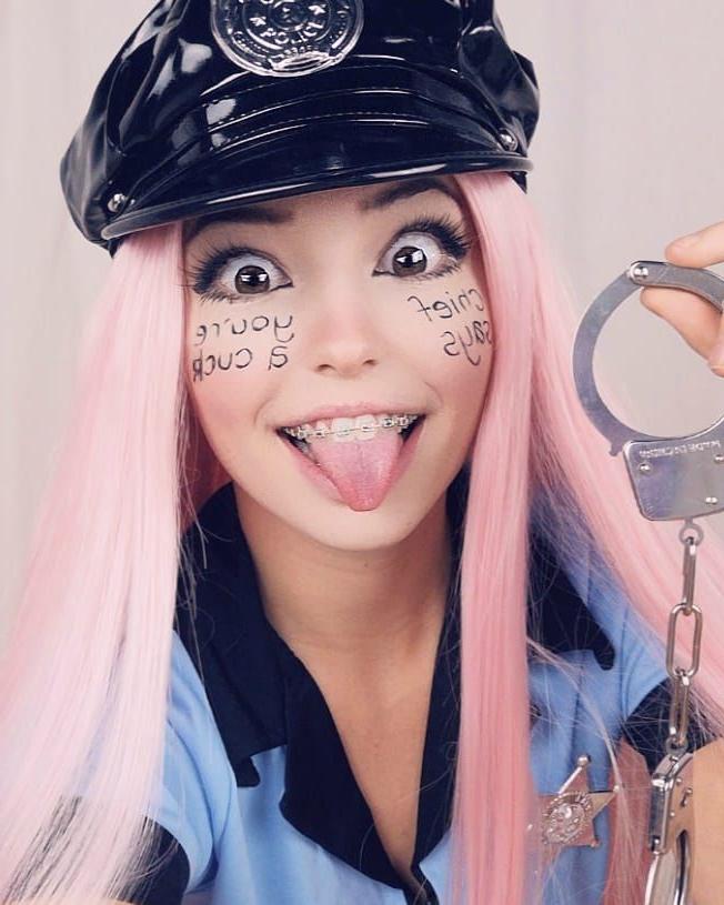 25P Belle Delphine Sexy