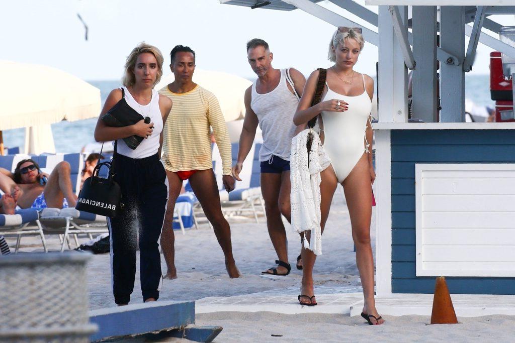 25P Caroline Vreeland Swimsuit