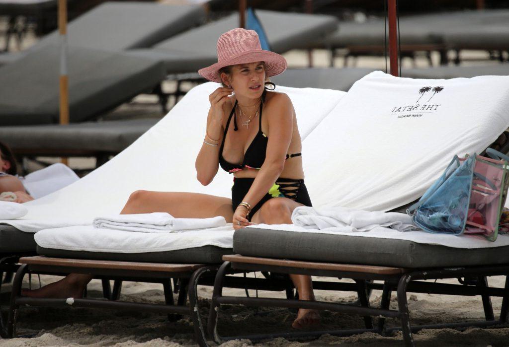 25P Cathy Hummels Sexy