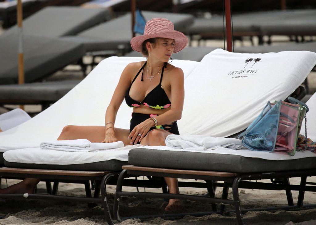 25P Cathy Hummels Sexy