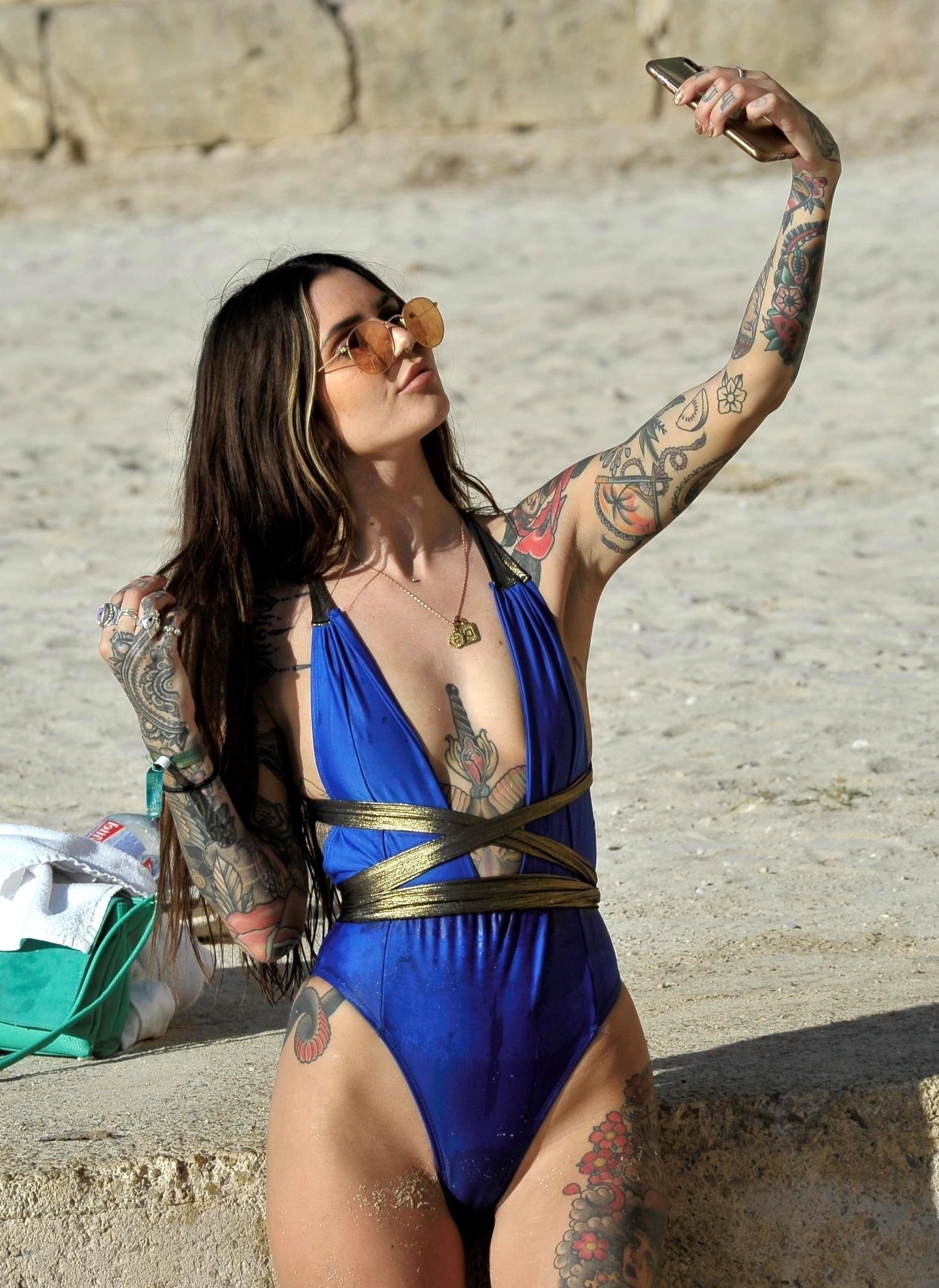 25P Darylle Sargeant Swimsuit