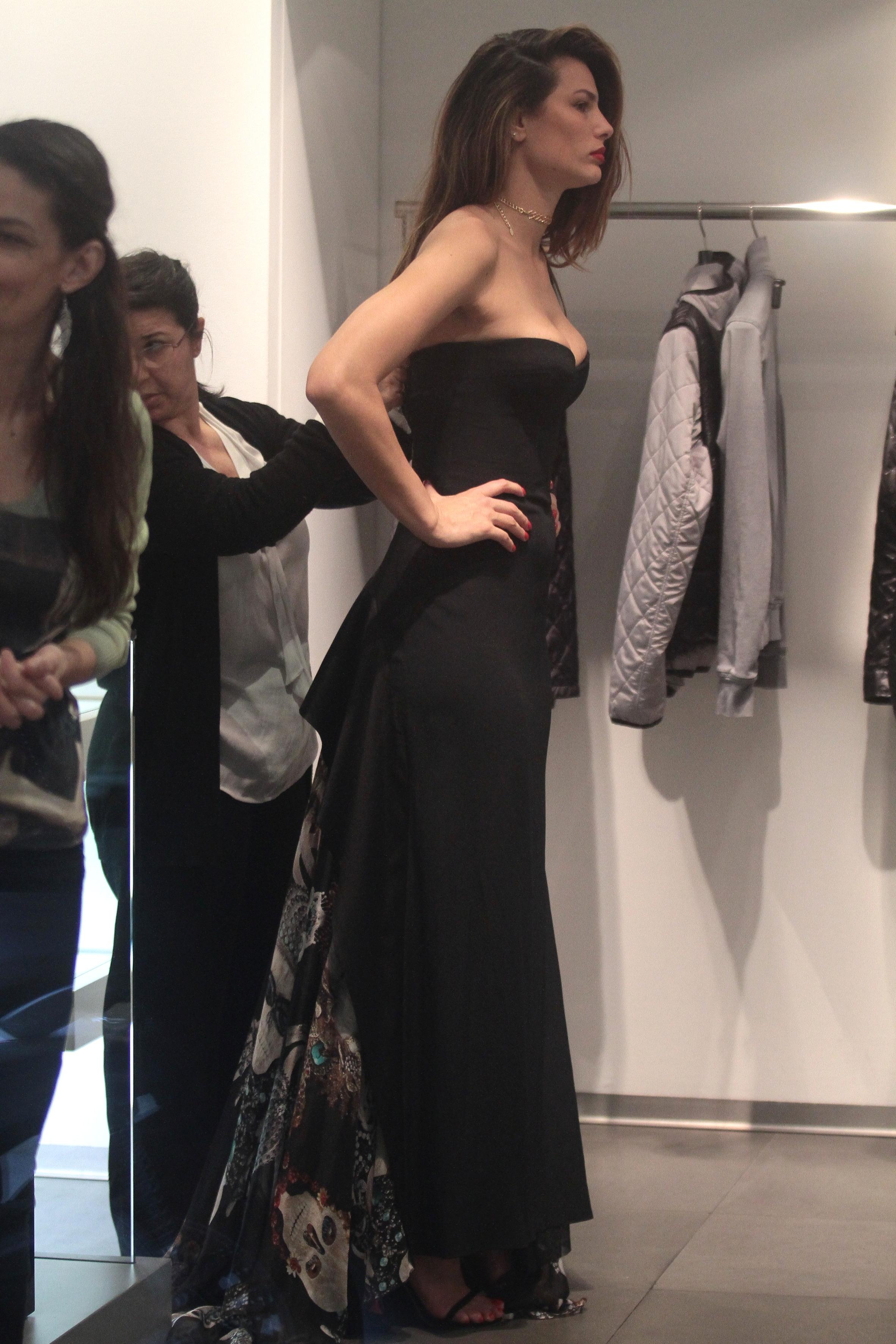 25P Dayane Mello And Her Beautiful Backless Dress