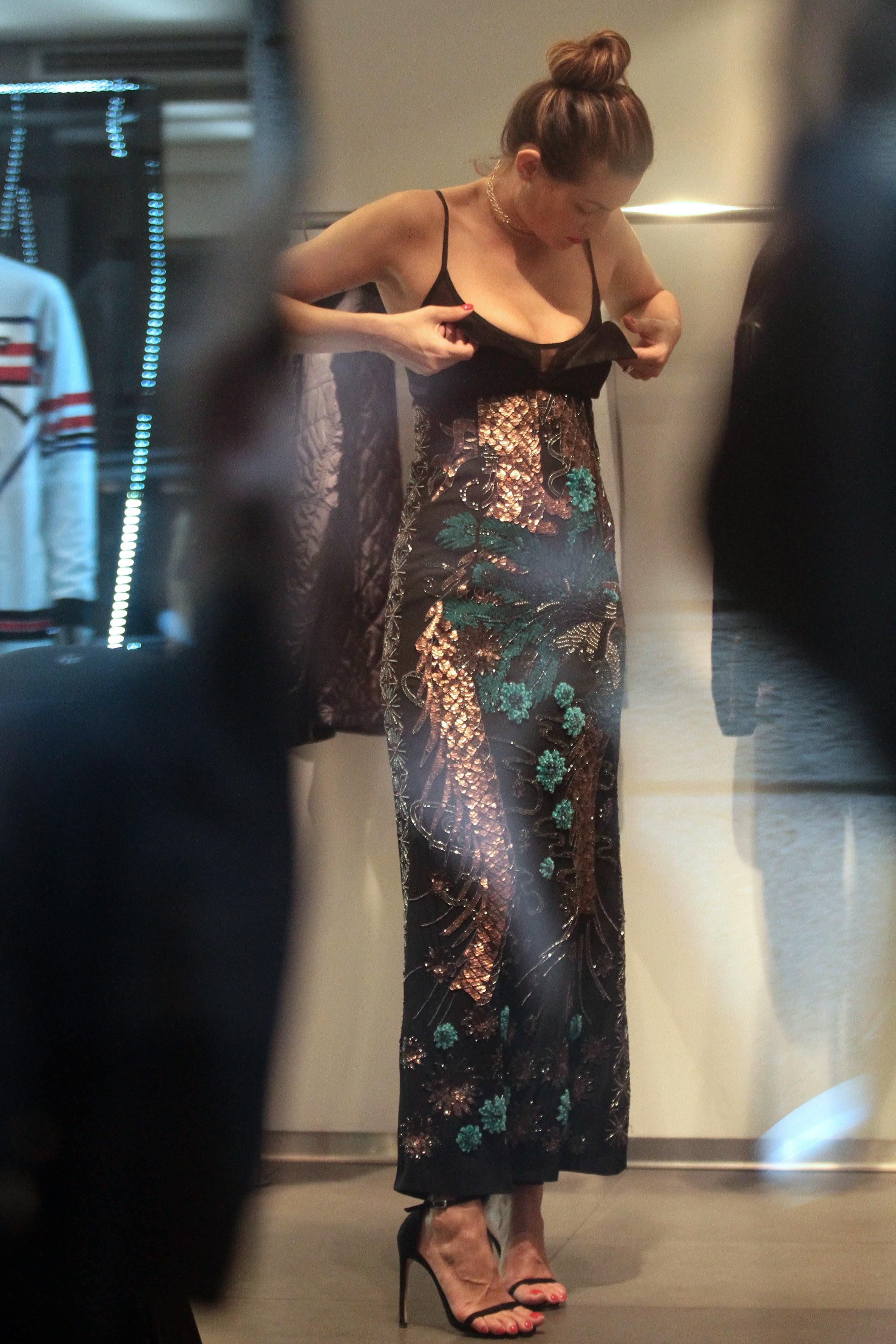 25P Dayane Mello And Her Beautiful Backless Dress