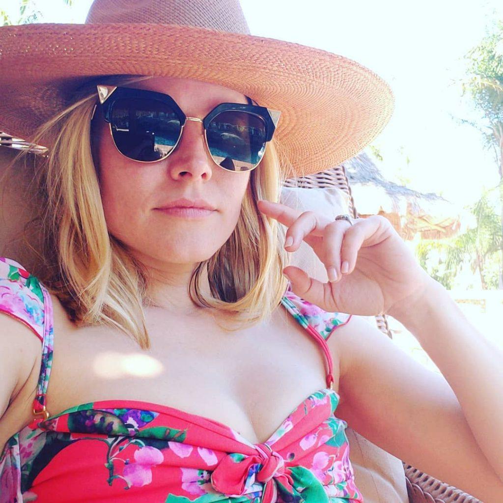 19P Kristen Bell Sexy
