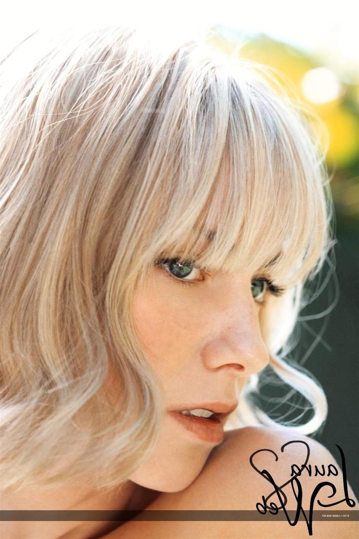 4P Laura Ramsey Outdoor Naked Photo Session