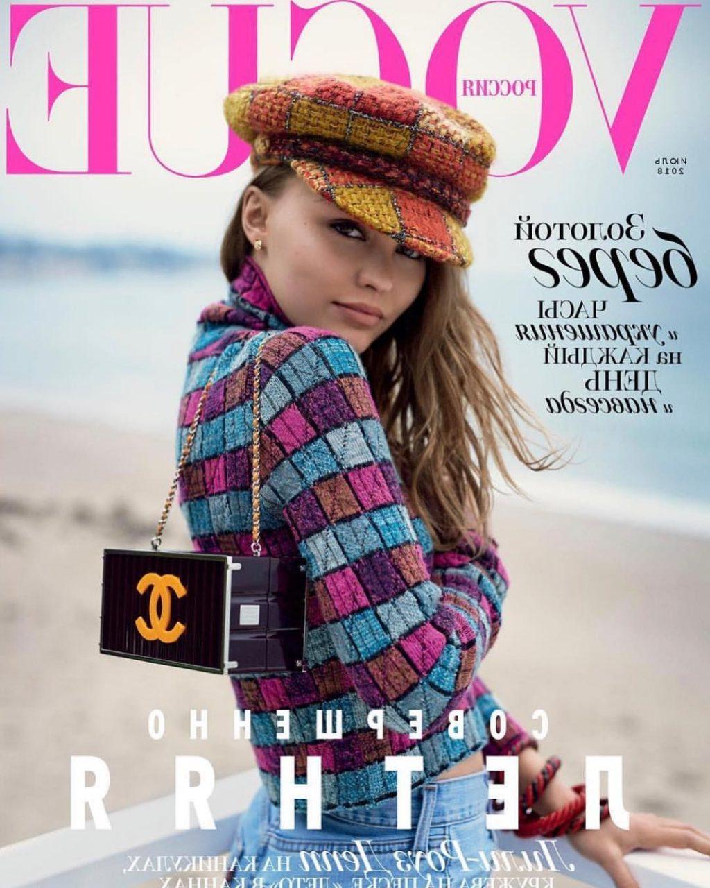 25P Lily-Rose Depp Sexy