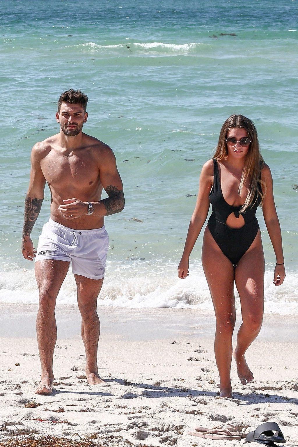 25P Zara McDermott Swimsuit
