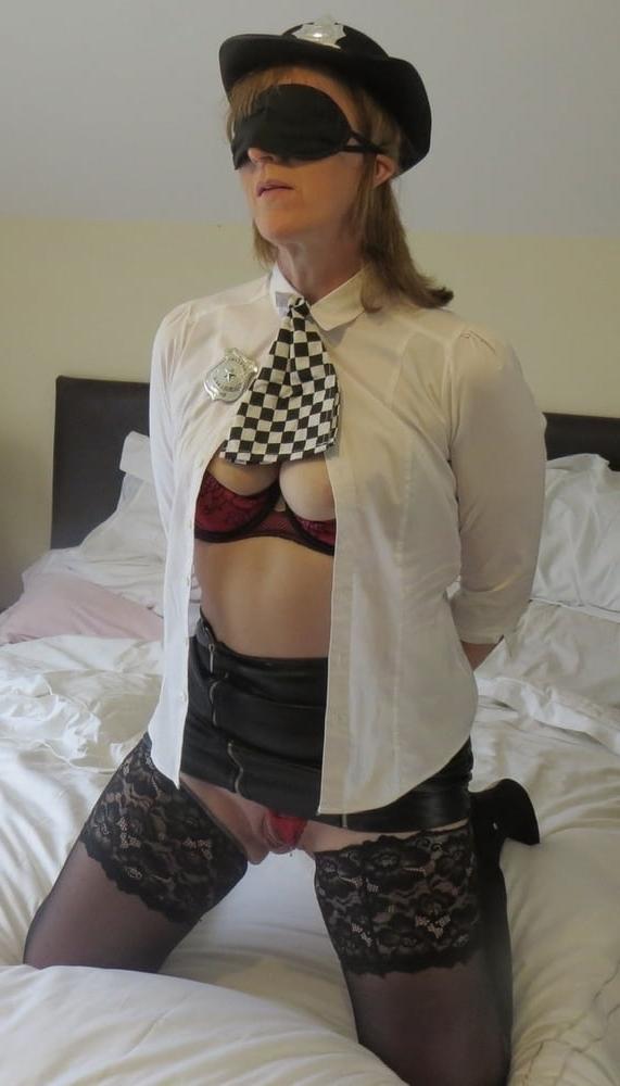 12P Katie, sexy UK MILF Slut