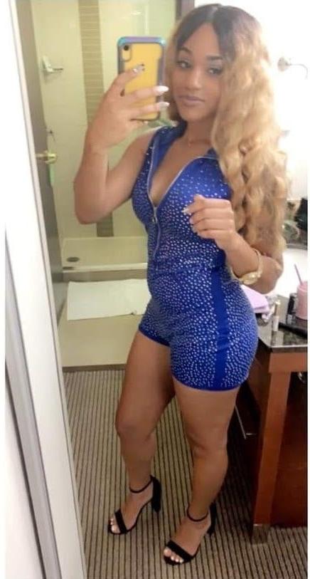 25P Sexy in heels