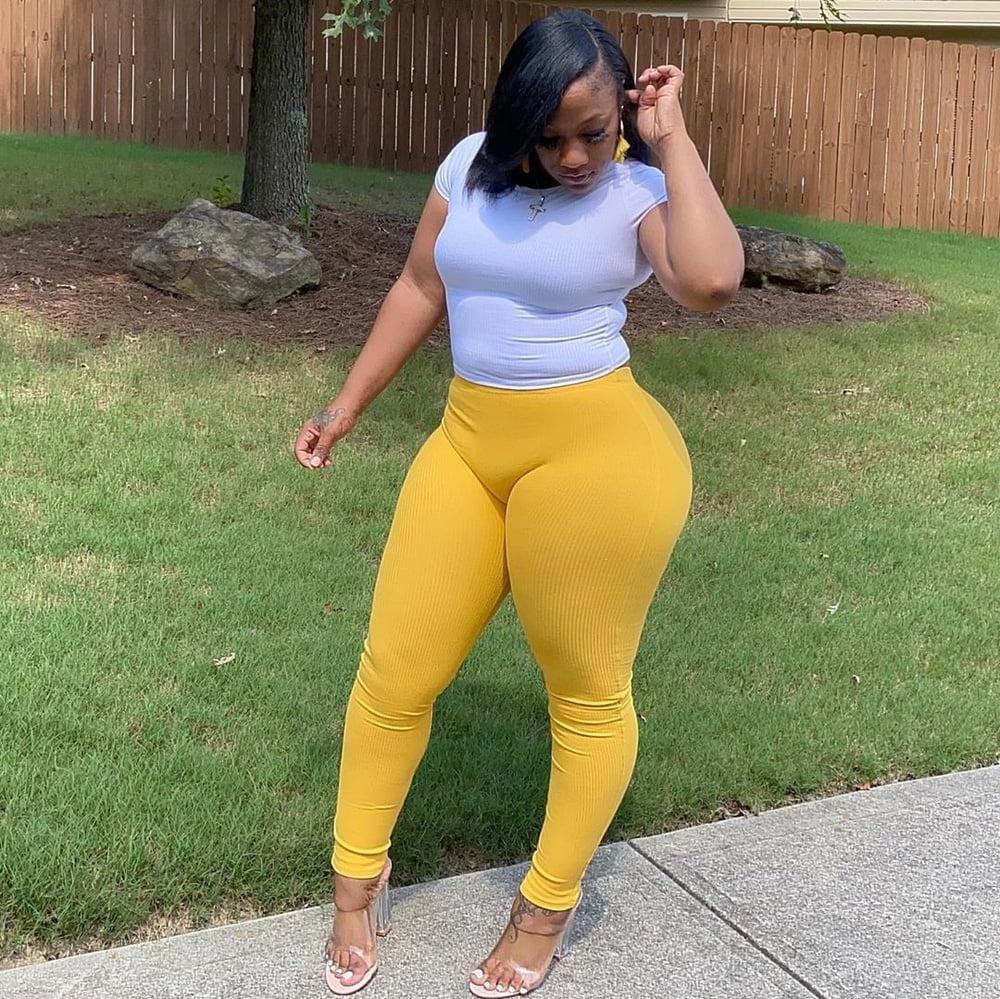25P Sexy in heels
