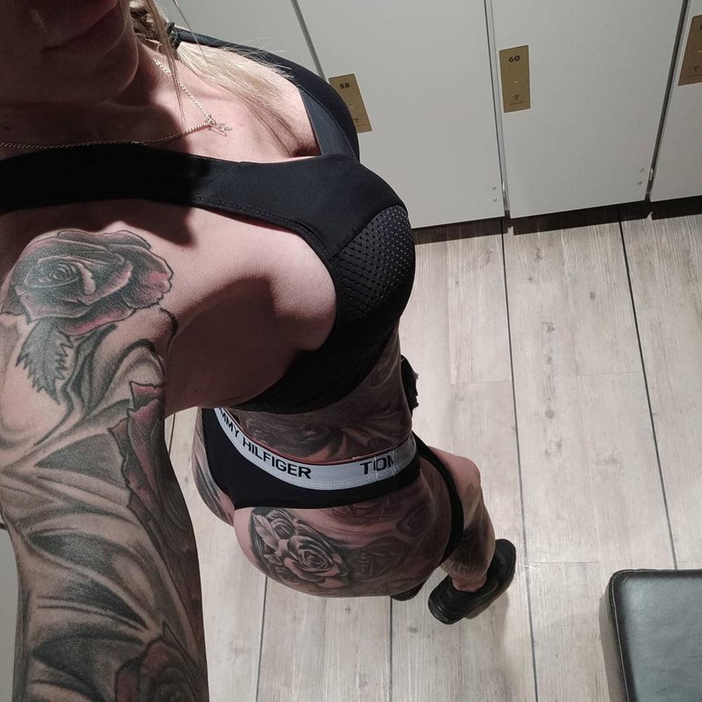 25P Hot busty Polish tattoed MILF with hard nipples