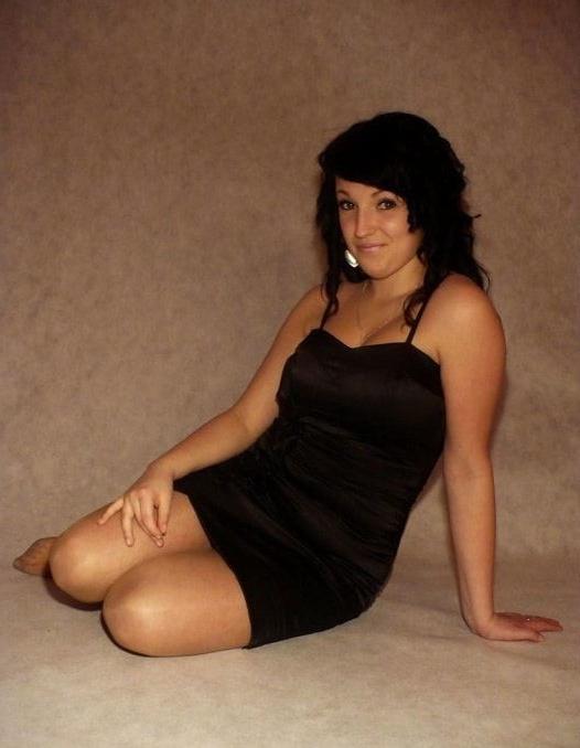 25P sexy females in tights pantyhose nylons 124