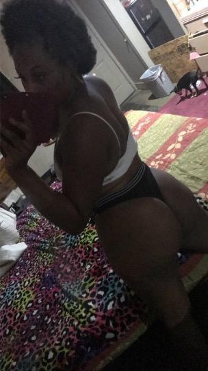 25P Dirty Motel Living Hoe