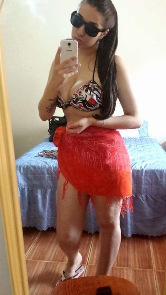 25P PORQUINHA LEITEIRA - SLUT HUGE BUSTY TEEN