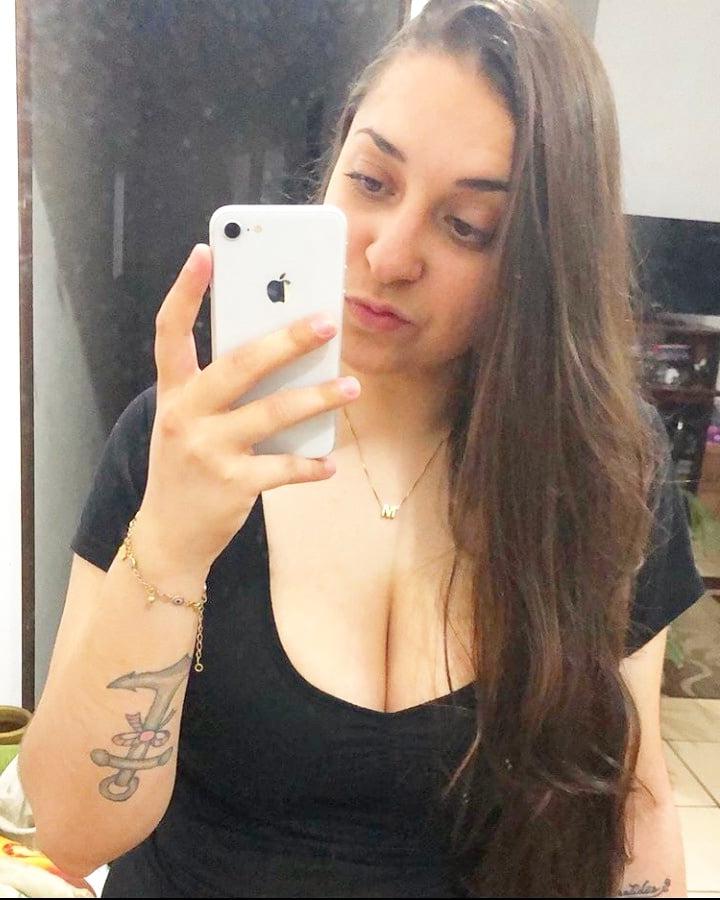 25P PORQUINHA LEITEIRA - SLUT HUGE BUSTY TEEN