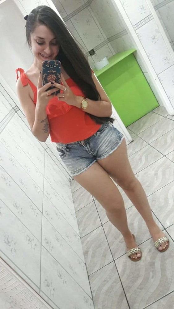 25P PORQUINHA LEITEIRA - SLUT HUGE BUSTY TEEN
