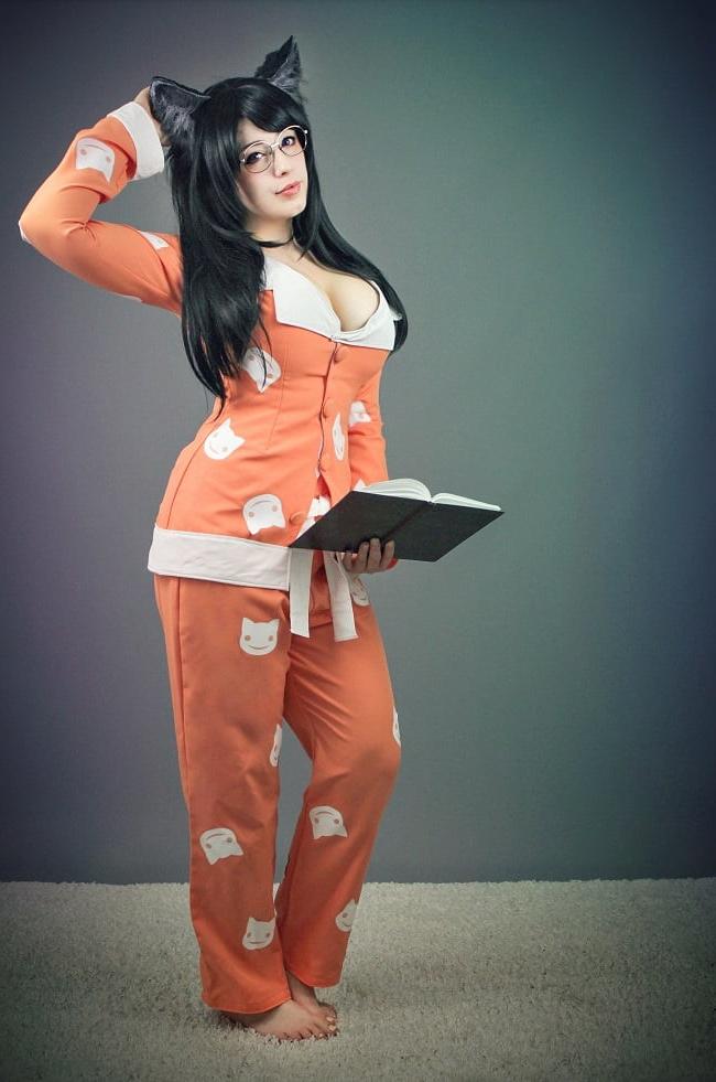 25P Busty Cosplays
