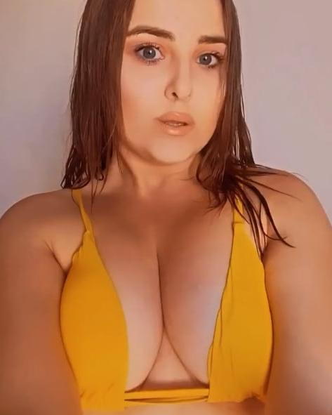 25P Hot Serbian Teen 2020