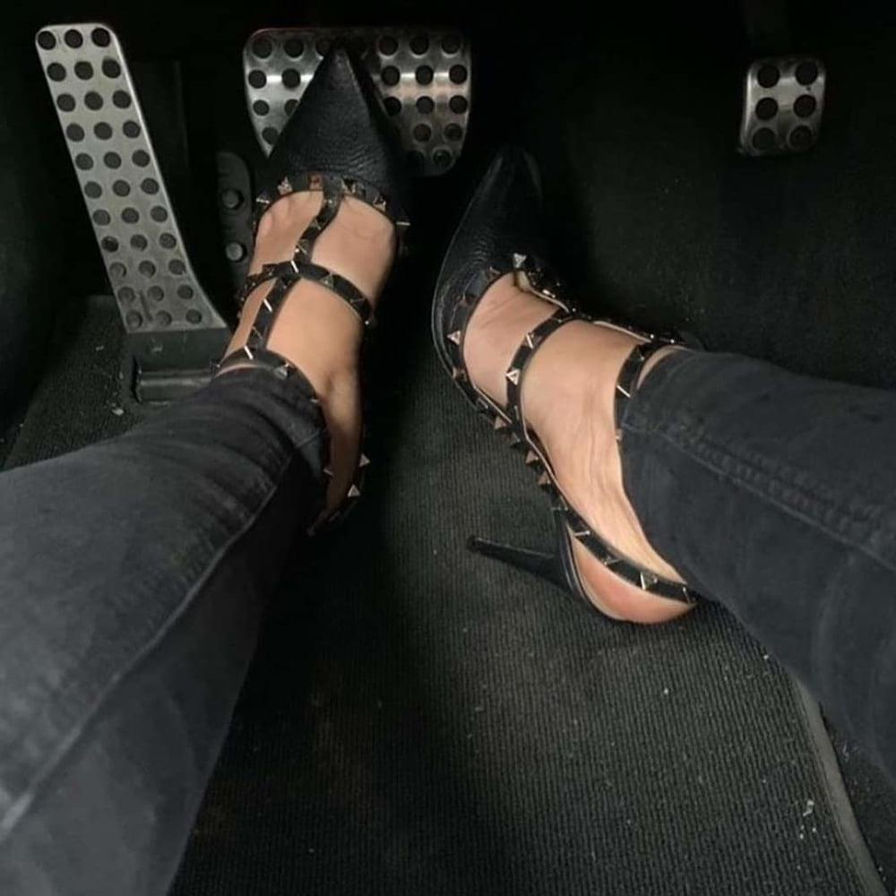25P Heels Girs and pedals
