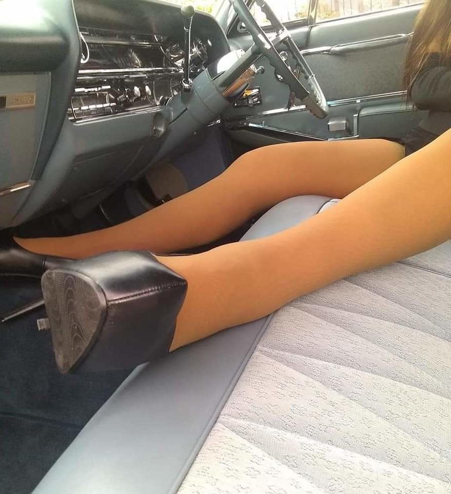 25P Heels Girs and pedals