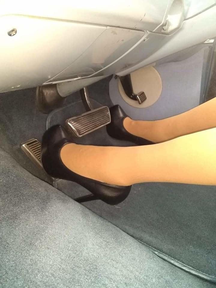 25P Heels Girs and pedals